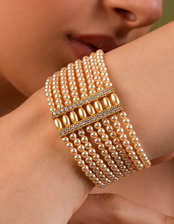Radiant_Rows_Golden_Crystal_Pearl_Bracelet