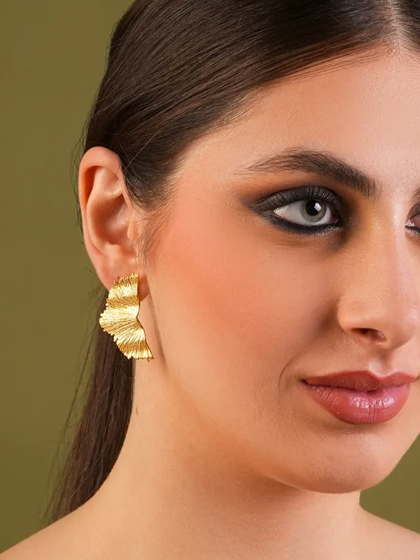 Aurora_Fan_Textured_Earrings