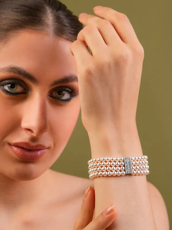 Celeste_Crown_Luxe_Pearl_Bracelet_with_Rhinestone_Clasp__|_Anniversary,_Rakhi_&_Birthday_Gift