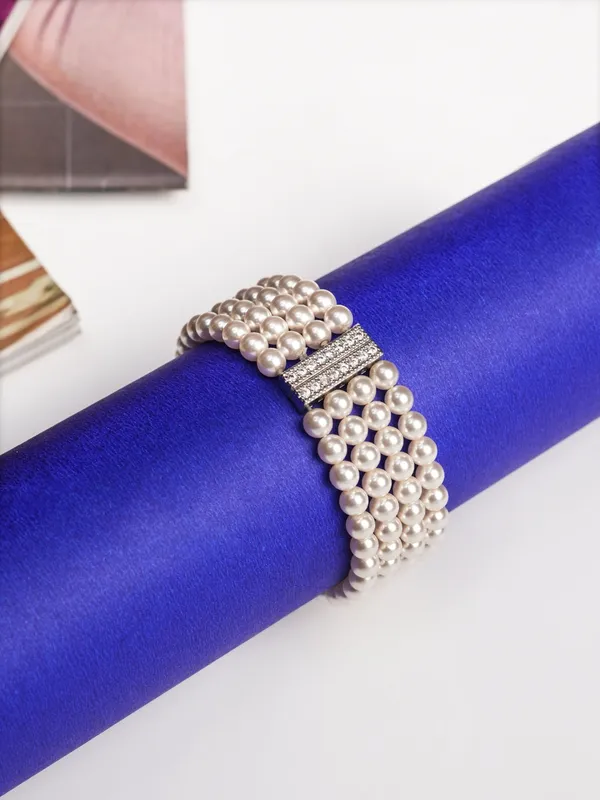 Celeste_Crown_Luxe_Pearl_Bracelet_with_Rhinestone_Clasp__|_Anniversary,_Rakhi_&_Birthday_Gift