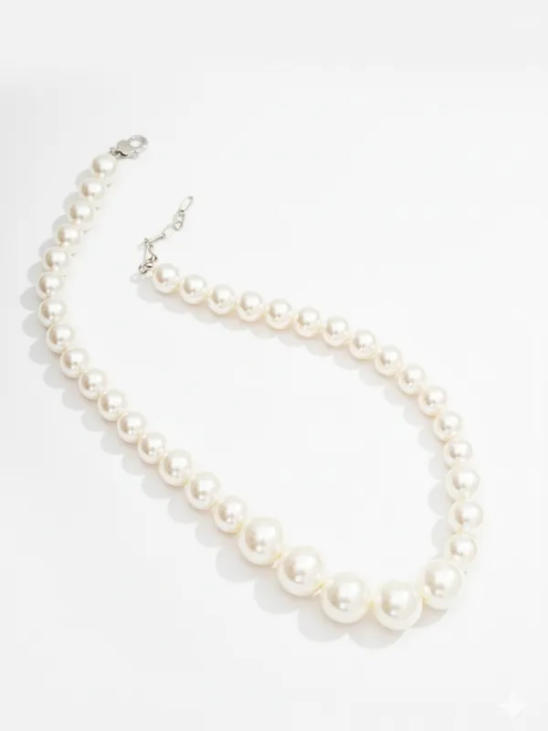 Classic_Basraa_Pearl_Statement_Necklace_Set_Luxury_Round_Pearls_With_Gold_Stud_Earrings
