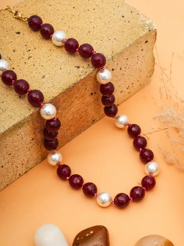 Basraa_Ruby_Red_Agate_Royale_Pearl_Necklace