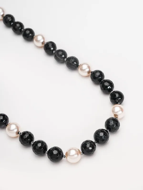 Basraa_Onyx_Noir_Pearl_Necklace