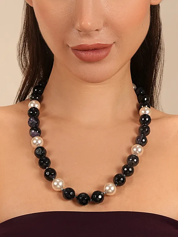 Basraa_Onyx_Noir_Pearl_Necklace