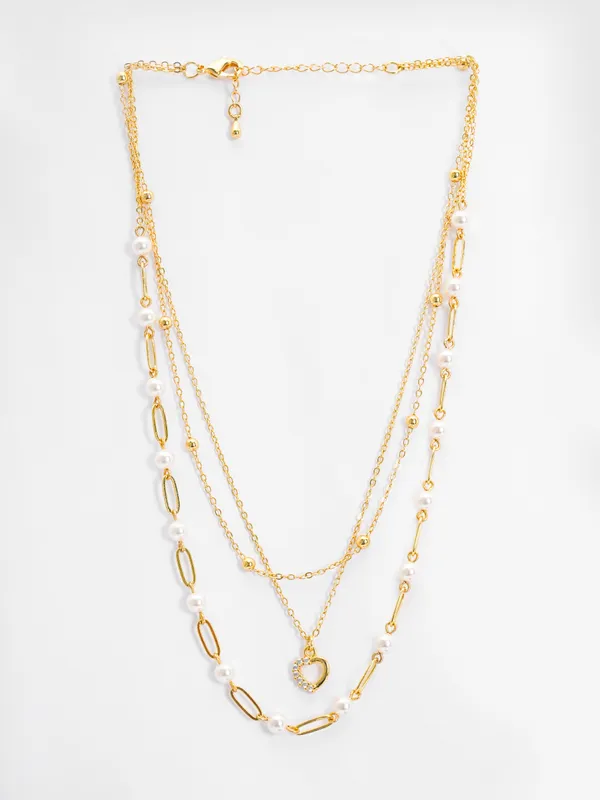 Basraa_Layered_Pearl_Heart_Pendant_Necklace_In_18K_Gold_Finish