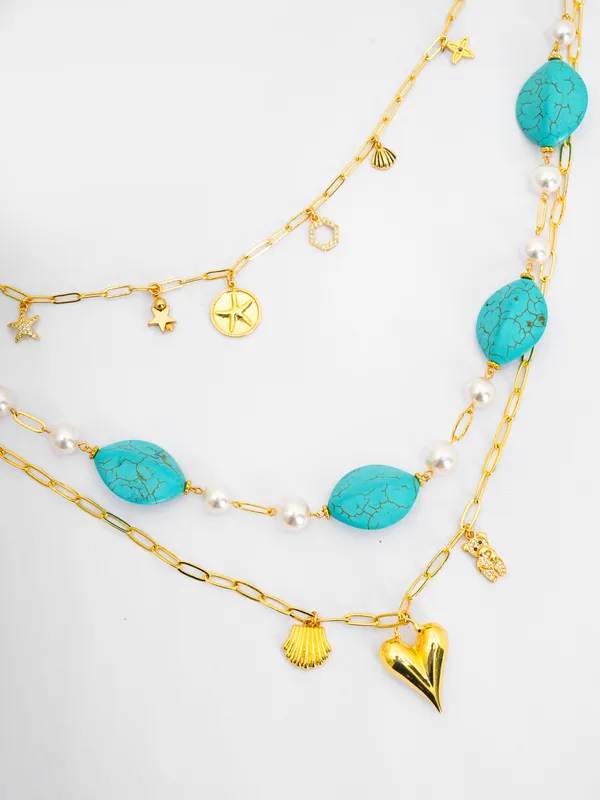 Basraa_Turquoise_Pearl_Layered_Necklace_With_Golden_Charms