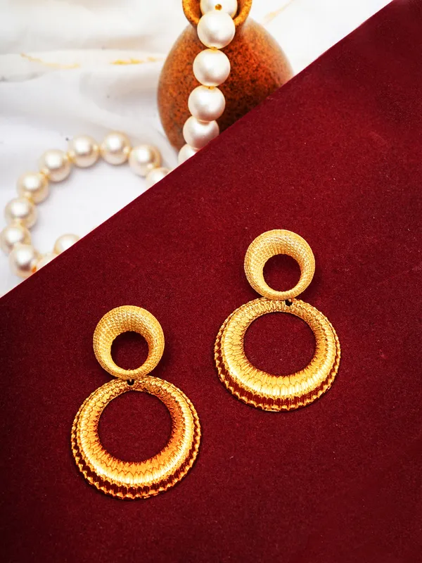 Dual_Circle_Textured_Gold_Plated_Statement_Earrings_Basraa_Luxe_Edition