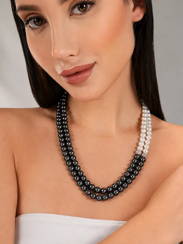 Black_N_White_Pearl_Double_Layered_Necklace_