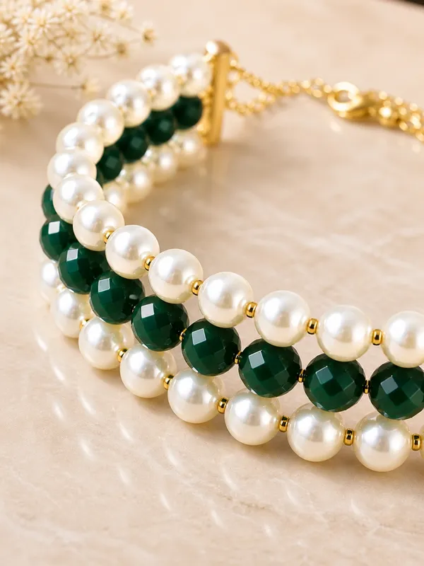 Emerald_Pearl_Statement_Choker_NEcklace