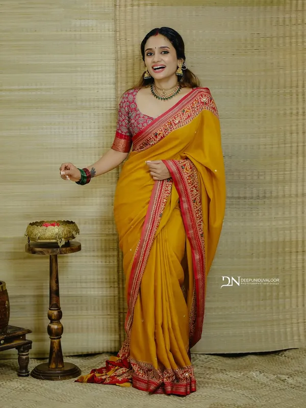 MUSTARD_YELLOW_:_BIHAR_MULCOTTON_SAREE