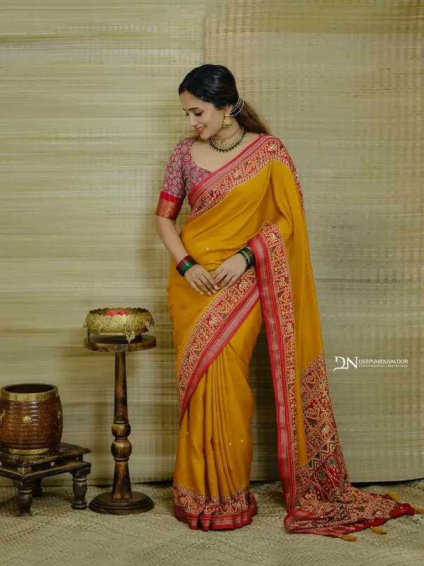 MUSTARD_YELLOW_:_BIHAR_MULCOTTON_SAREE