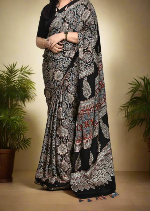 Black_Ajarakh_Modal_Silk_Saree_with_Blouse_Piece