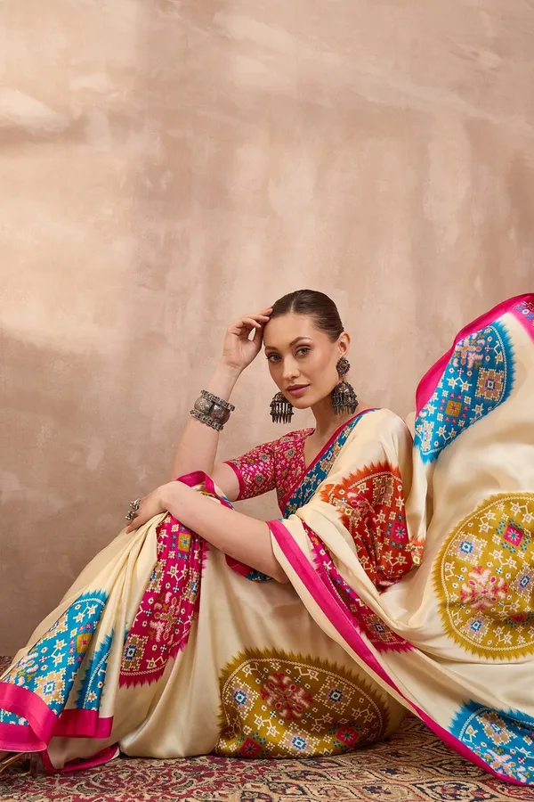 New_Semi_Pink_Gajji_Bandhej_New_Super_Lagdi_Pure_Gajji_Soft_Silk_Saree