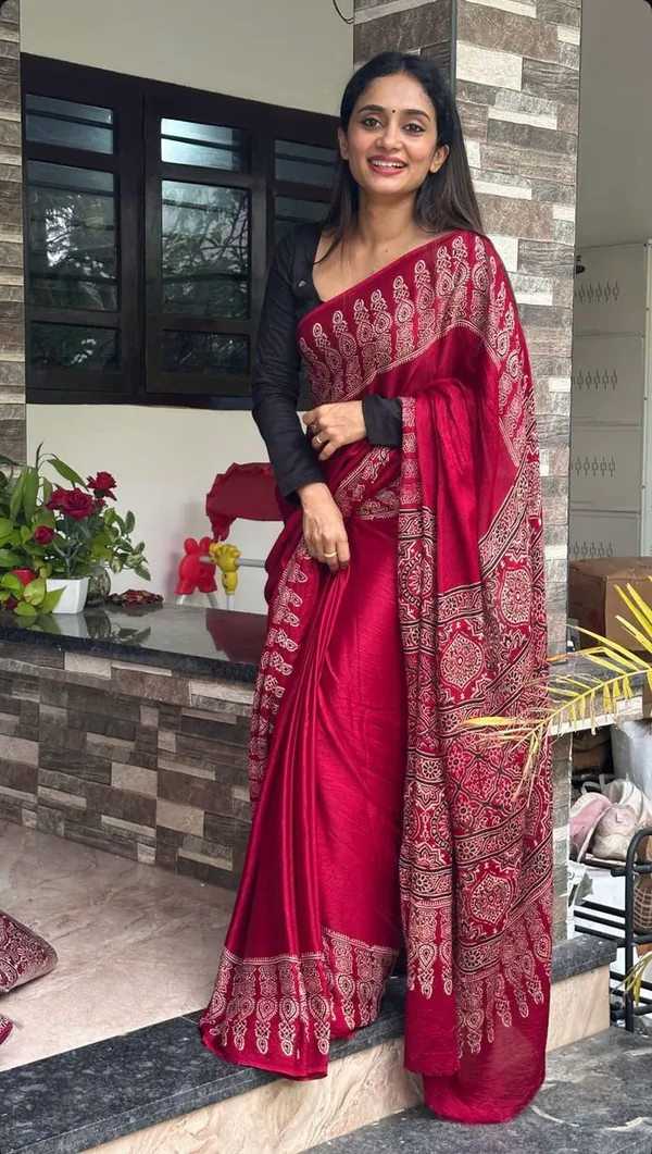 Pure_Semi_Modal_Silk_Ajrakh_Saree