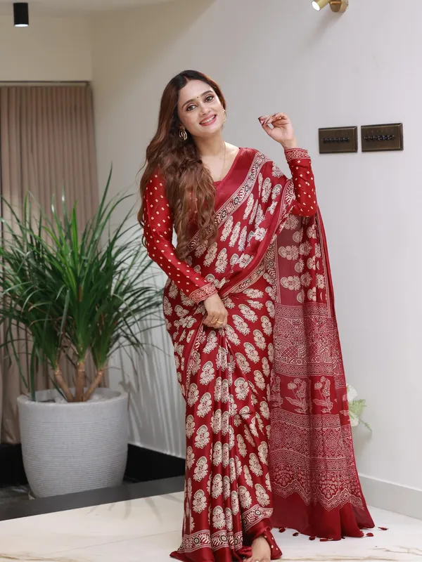 Premium_Semi_Modal_Red_Ajrakh_And_Pure_Mangalkari_Print_Silk_Saree
