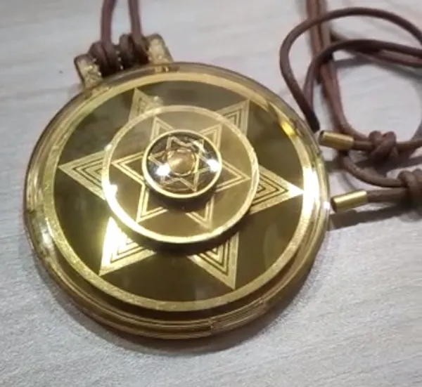 Uplift_On_Locket