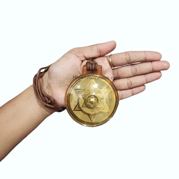 Uplift_On_Locket