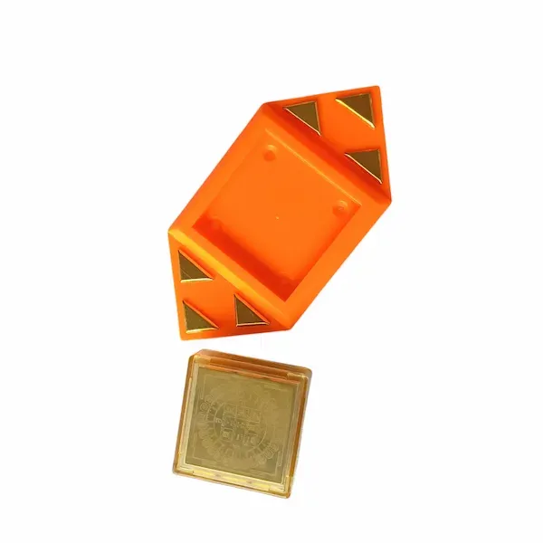 Kion_Strip_Connector