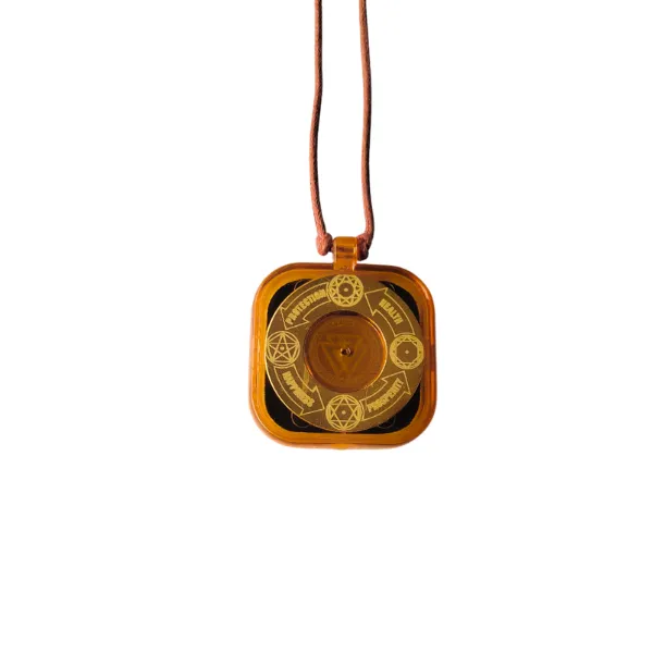 Healon_Locket