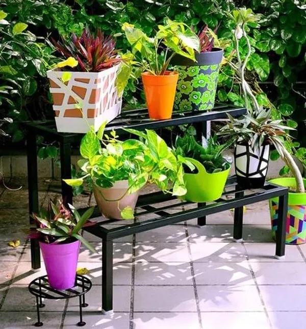 Black_Metal_Premium_Plant_Stand_For_Home_And_Living