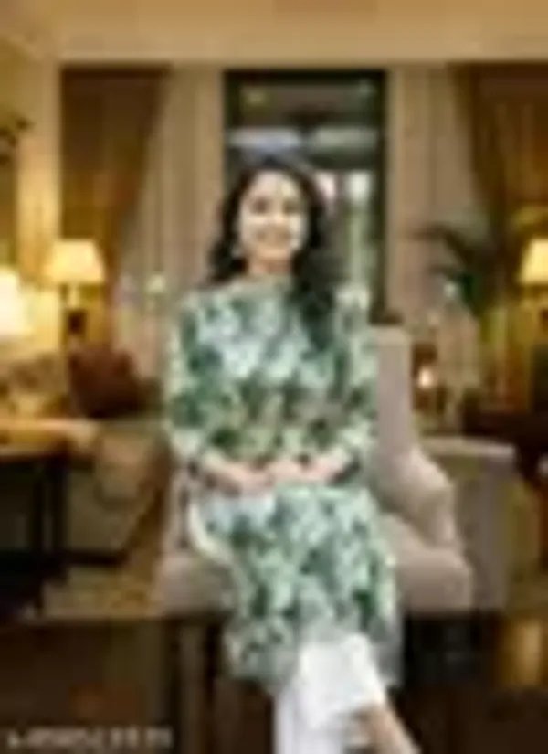 Green_And_White_Cotton_Premium_Kurta_Set_For_Women