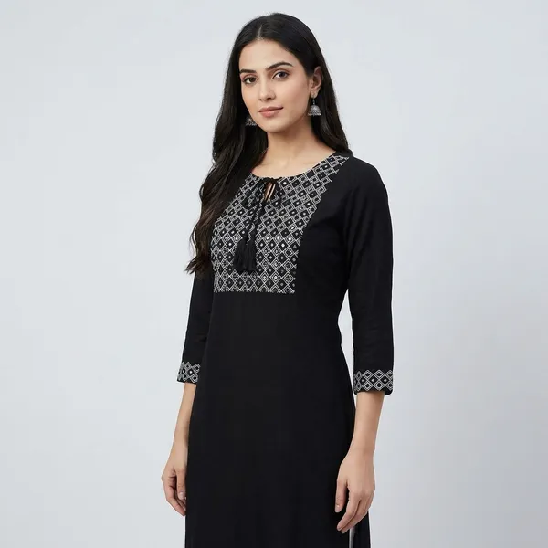 Black_Cotton_Premium_Kurta_Set_For_Women