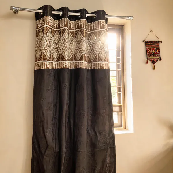 Polyester_Black_Geometric_Diamond_Print_Eyelet_Curtain