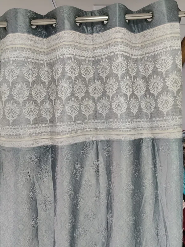 Polyester_Grey_Floral_Botanical_Print_Eyelet_Curtain