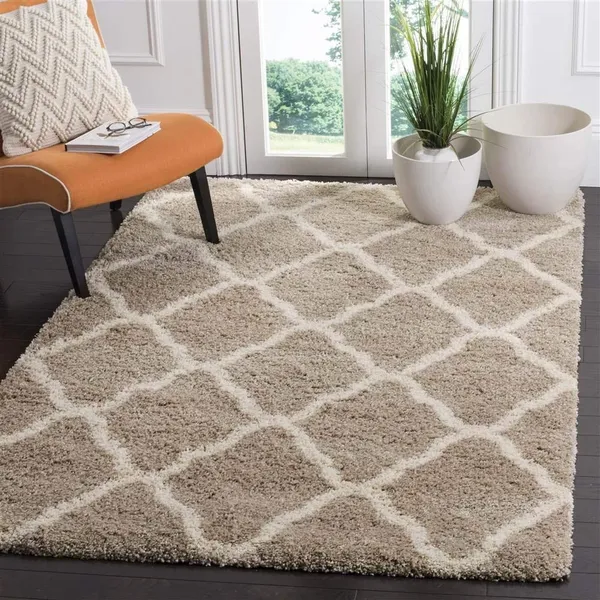 Premium_Velvet_Runner_Rug_For_Hallways_And_Entryways_Soft_Non_Slip_And_Stain_Resistant_Design_For_Contemporary_Living_Spaces_Beige_And_Ivory