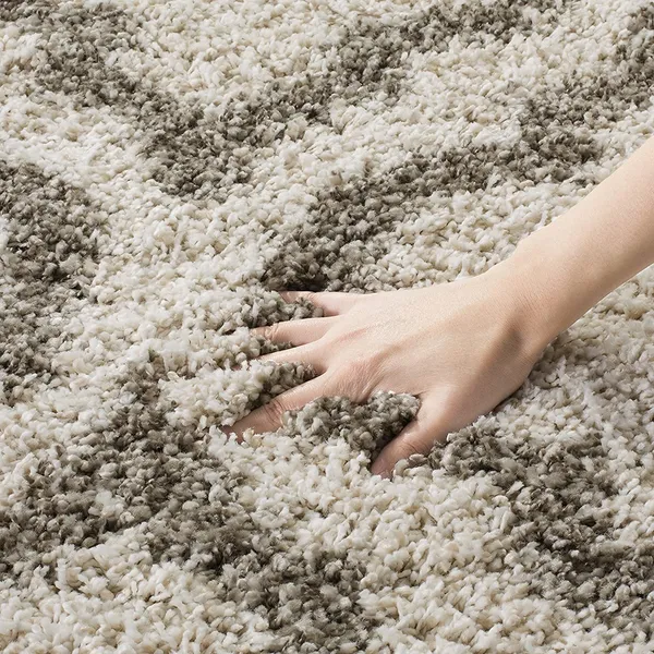 Modern_Geometric_Area_Rugshag_Texture_Multi_Colour_Pattern_With_Extra_Softness_And_Smooth_Silky_Feel_For_Living_Room_Carpet_Etc_Clr_Ivory_Grey