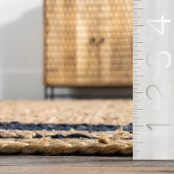 Handwoven_Natural_Jute_Braided_Carpet_Mats_Durable_Non_Slip_Area_Rugs_For_Living_Room_Bedroom_Kitchen_And_Hall_Carpet_Etc_Clr_Jute_B_Design