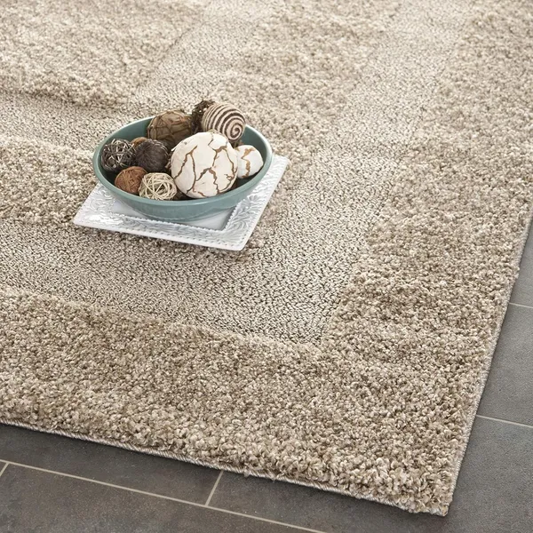 Modern_Geometric_Area_Rugshag_Texture_Multi_Colour_Pattern_Design_With_Extra_Softness_And_Smooth_Silky_Feel_For_Living_Room_Carpet_Etc_Clr_Design_Beige