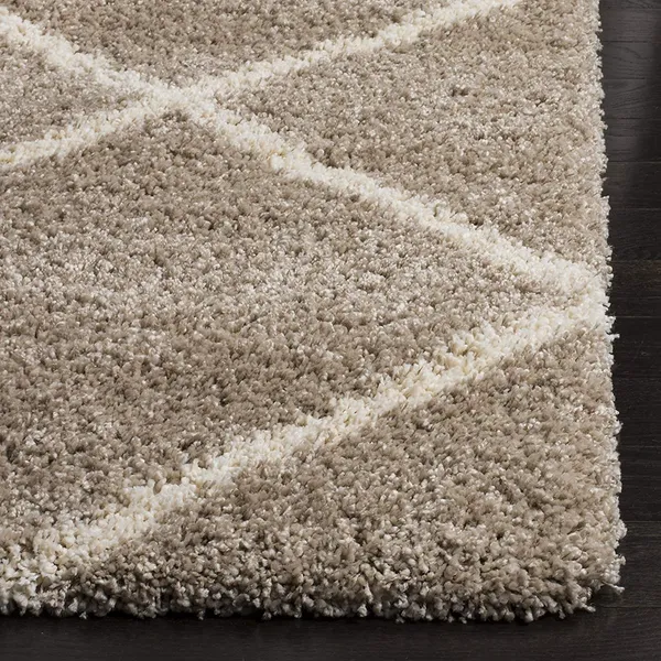 Modern_Geometric_Area_Rugshag_Texture_Multi_Colour_Pattern_With_Extra_Softness_And_Smooth_Silky_Feel_For_Living_Room_Carpet_Etc_Clr_Beige_Ivory_Fee