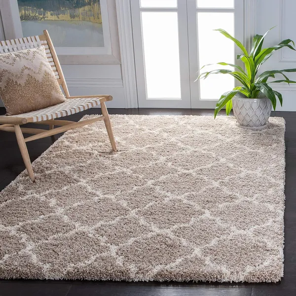 Modern_Geometric_Area_Rugshag_Texture_Multi_Colour_Pattern_Design_With_Extra_Softness_And_Smooth_Silky_Feel_For_Living_Room_Carpet_Etc_Clr_Design_Beige_Ivory