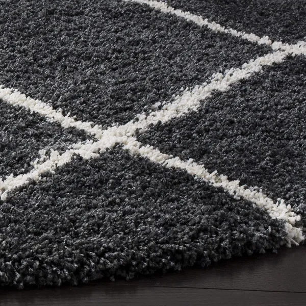 Shaggy_Round_Carpet_Soft_Fluffy_Anti_Skid_Washable_Plush_Rug_Thick_Modern_Decorative_Floor_Mat_For_Bedroom_Living_Room_Kids_Room_Etc_Color_Grey_Box