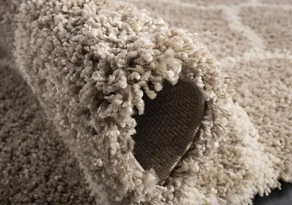 Luxury_Shaggy_Carpet_With_Non_Slip_Backing_Perfect_For_Living_Room_Bedroom_Etc_Crl_Ivory_Beige