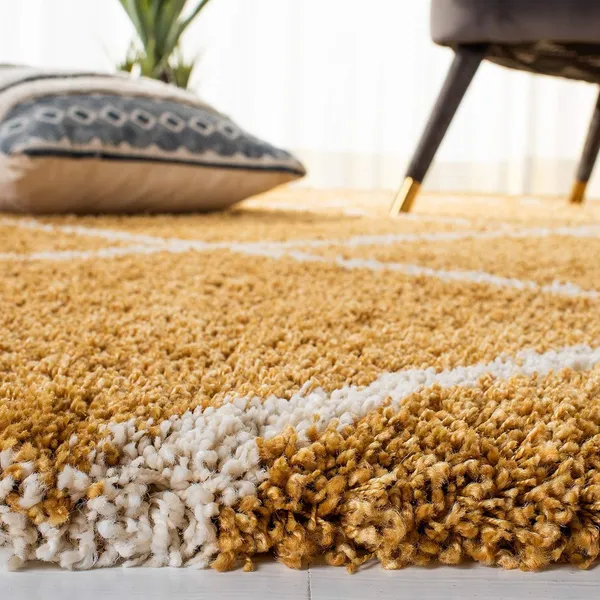 Carpet_For_Hallway_Kitchen_And_Modern_Interiors_Cozy_Shag_Runner_For_Living_Room_Entryway_Office_Decor_Gold