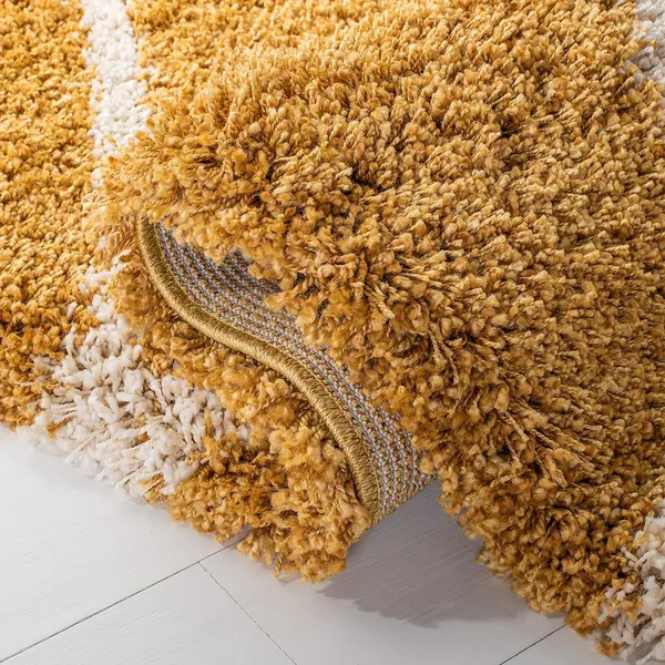 Carpet_For_Hallway_Kitchen_And_Modern_Interiors_Cozy_Shag_Runner_For_Living_Room_Entryway_Office_Decor_Gold