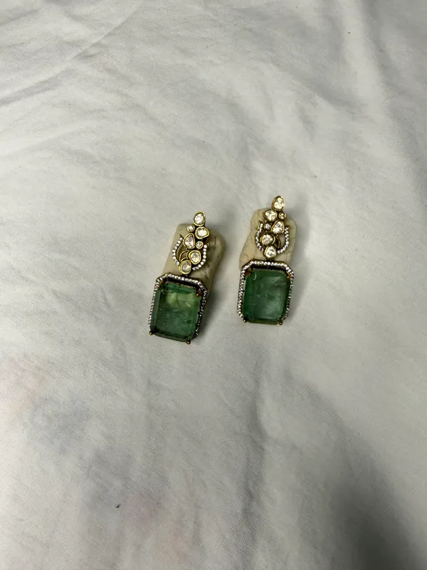 Green_Gold-Toned_Copper_Alloy_Emerald_Stone_Drop_Earrings_For_Women