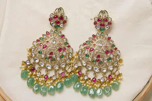 Gold-Toned_Alloy_Kundan_Chandbali_Green_Bead_Earrings_For_Women