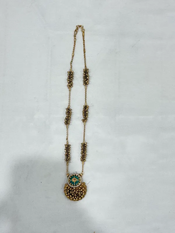 Green_Antique_Gold_Meenakari_Enamel_Necklace_Earring_Set_For_Women
