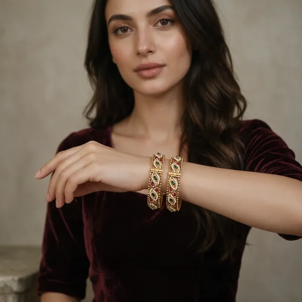 Gold-Toned_Alloy_Kundan_Multicolor_Gemstone_Bangle_Set_For_Women