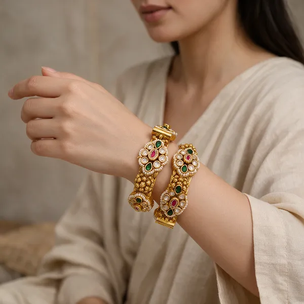 Gold-Toned_Copper_Alloy_Ruby_Emerald_Kundan_Bangles_For_Women