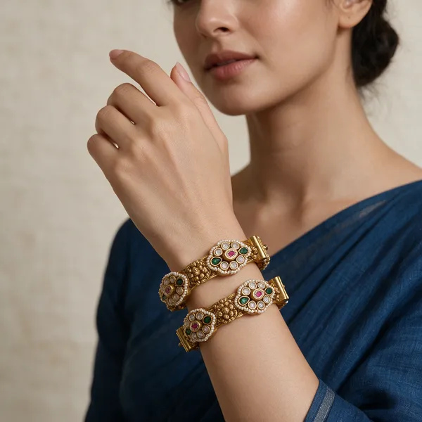 Gold-Toned_Copper_Alloy_Kundan_Pearl_Green_Ruby_Stone_Bangles_For_Women