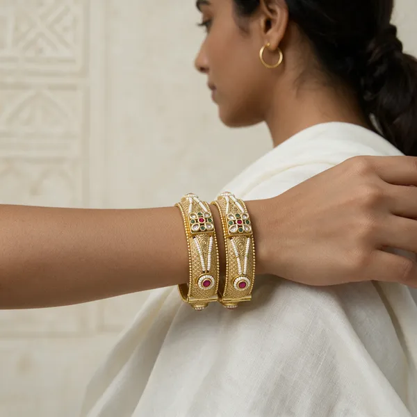 Gold-Toned_Copper_Alloy_Kundan_Multicolor_Gemstone_Bangle_Set_For_Women