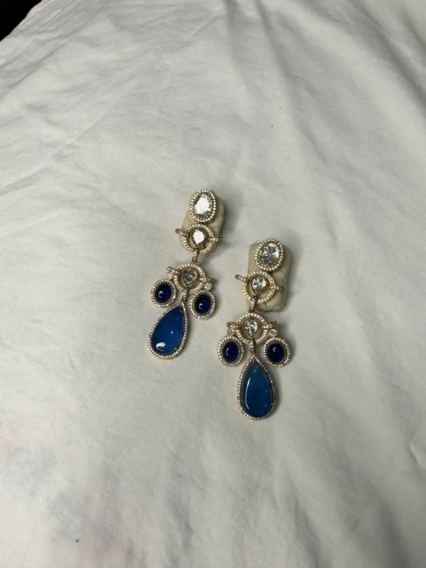 Gold-Toned_Copper_Alloy_Sapphire_Blue_Stone_Drop_Earrings_For_Women