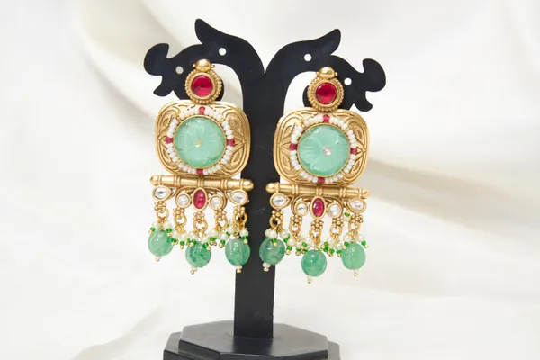Gold-Toned_Mint_Green_Ruby_Red_Kundan_Chandbali_Earrings_For_Women