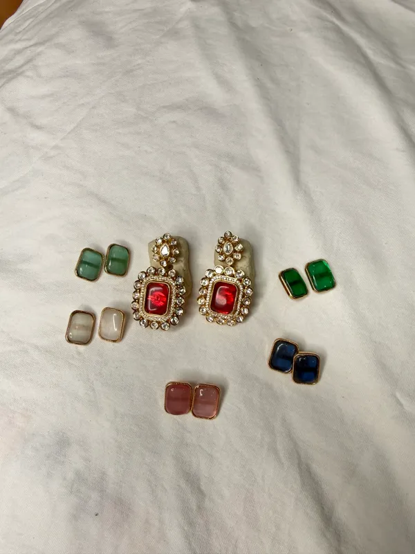 Gold-Toned_Red_Crystal_Interchangeable_Multicolor_Stone_Earrings_For_Women