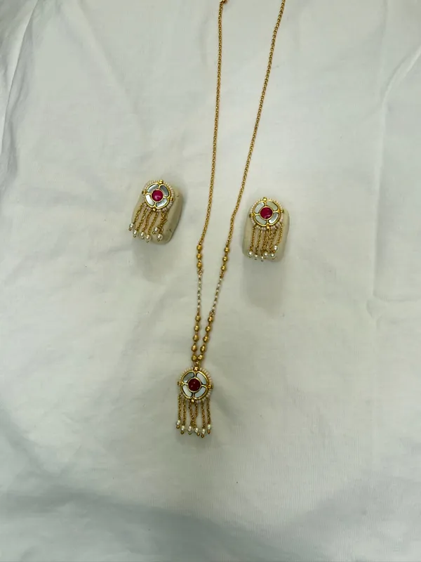 Antique_Gold_Red_Stone_Pearl_Drop_Pendant_Necklace_Set_For_Women