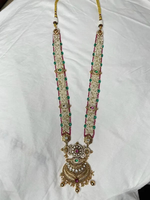 Multicolor_Antique_Gold_Traditional_Beaded_Long_Necklace_Set_For_Women